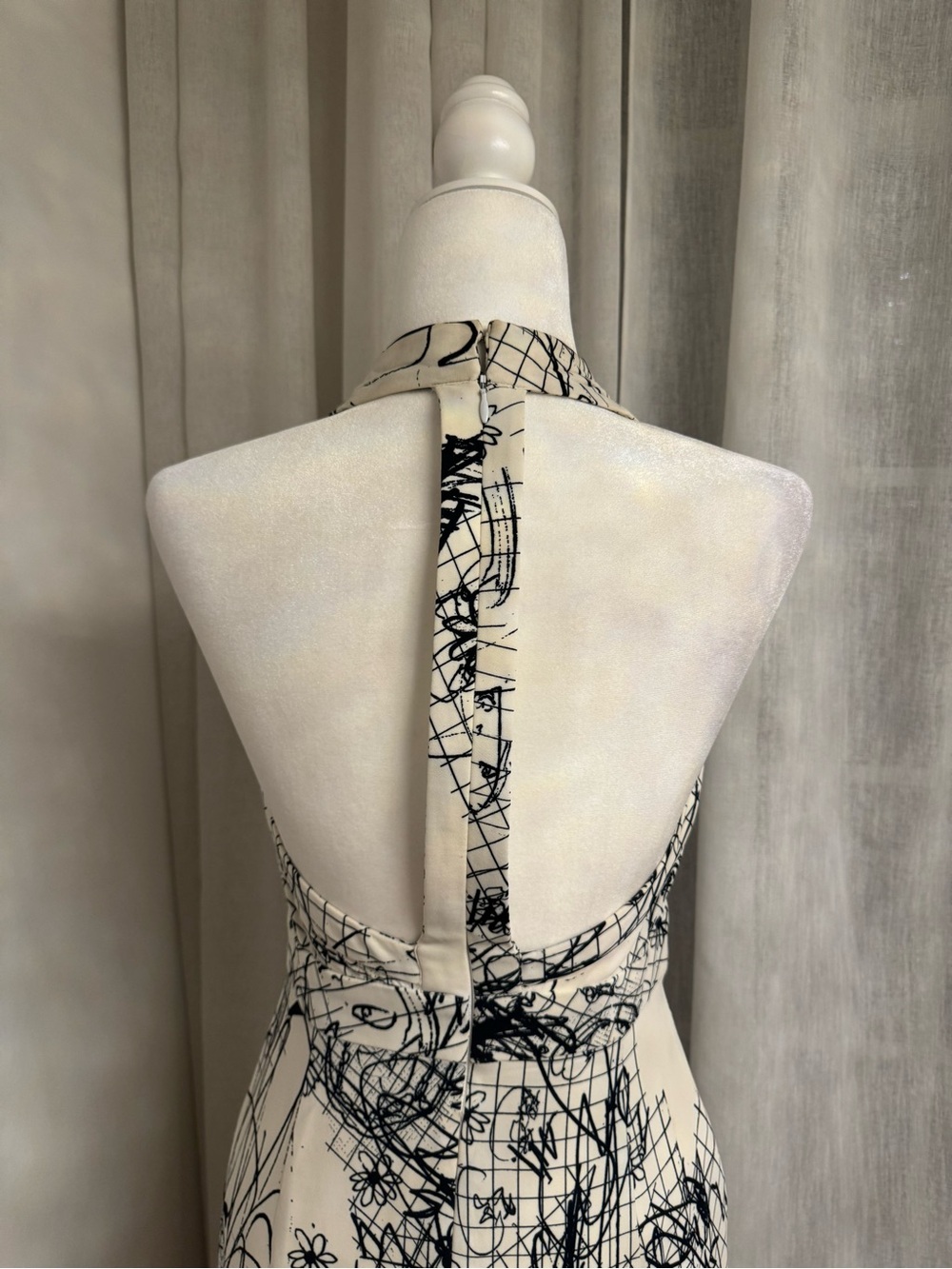 Cushnie Et Ochs Sexy Midi Halter Dress with Artistic Black Sketch Print - Picture 3 of 12